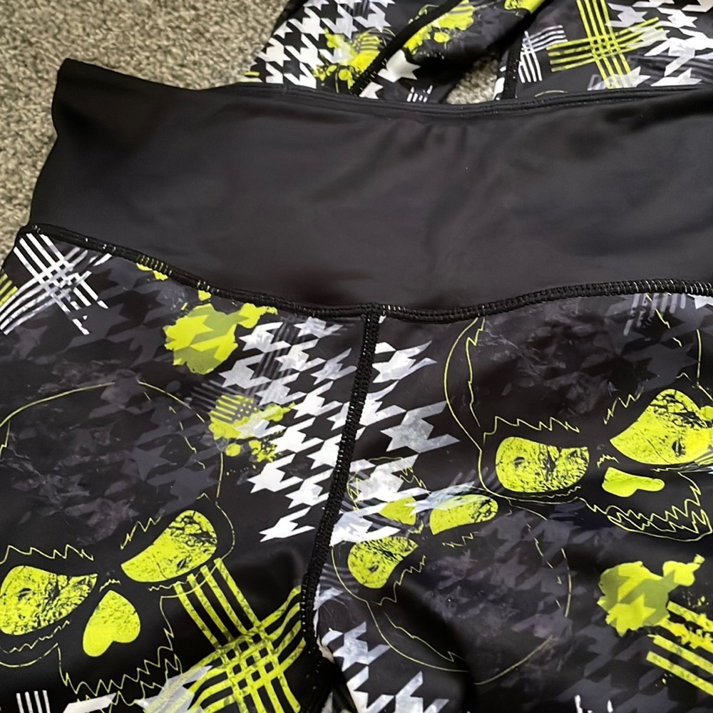 CVG capri leggings